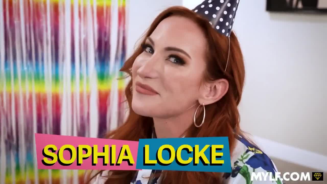 Sophia Locke, Scarlet Skies, Yaya Gingersnatch - A Birthday Full of Surprises 2 - ePornhubs