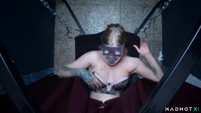 Madgloryholes - White Desert For Black Guest