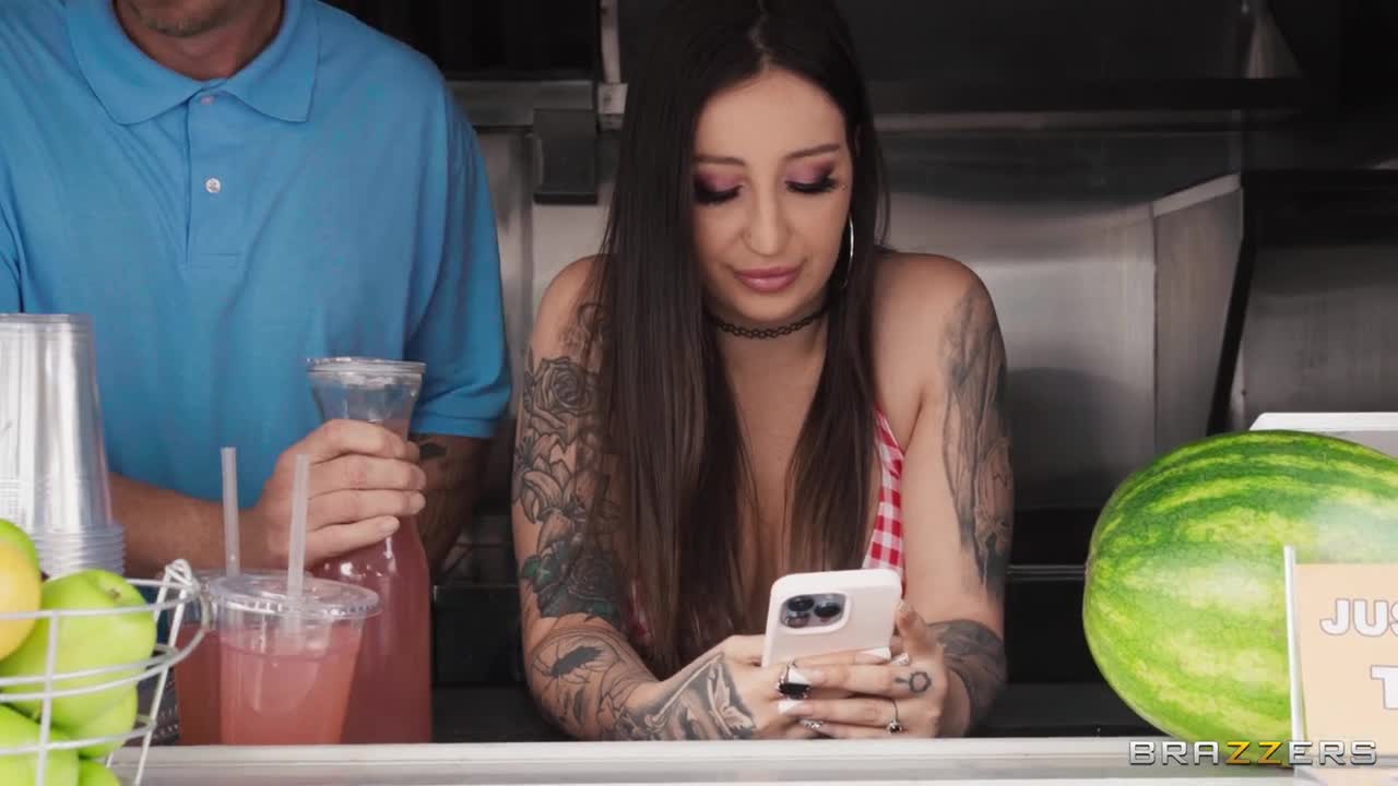 Juicy Ana - ePornhubs
